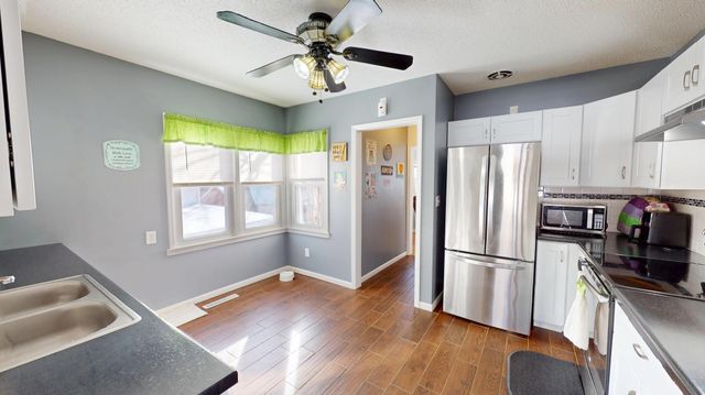 1409 Circle Drive, Albert Lea, MN 56007