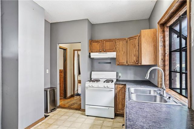 3123 Central Street, Kansas City, MO 64111
