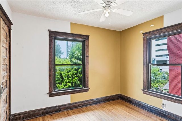 3123 Central Street, Kansas City, MO 64111