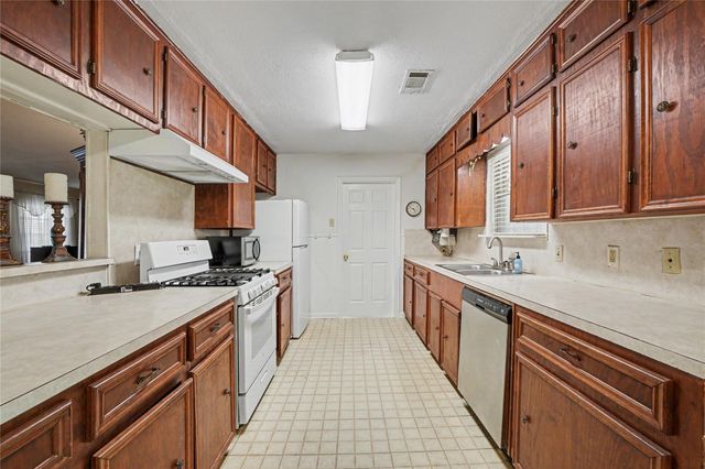 3706 Morningview Drive, Houston, TX 77080