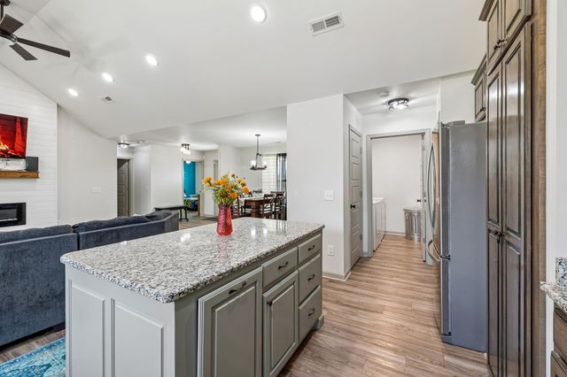 122 Hunters Ln, Westmoreland, TN 37186