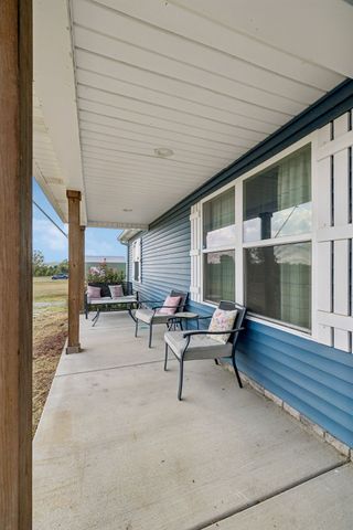 122 Hunters Ln, Westmoreland, TN 37186