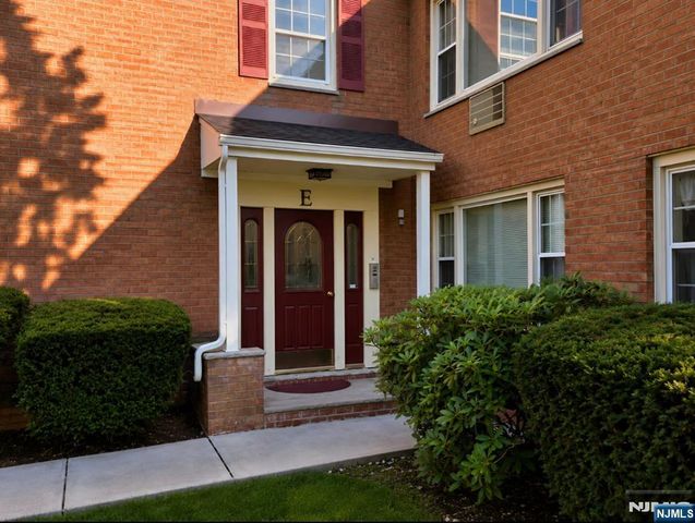 605 Grove Street E4, Clifton, NJ 07013