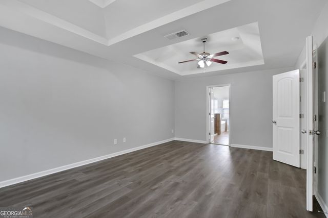 6740 Oak Hill Place, Fairburn, GA 30213