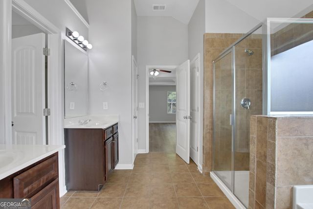 6740 Oak Hill Place, Fairburn, GA 30213