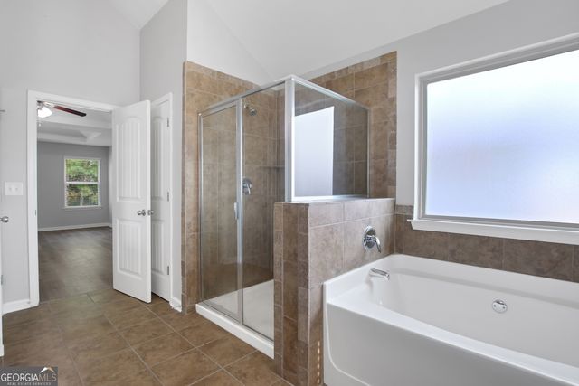 6740 Oak Hill Place, Fairburn, GA 30213