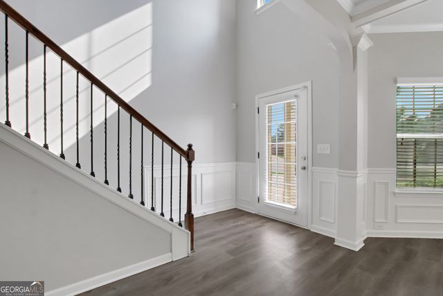 6740 Oak Hill Place, Fairburn, GA 30213