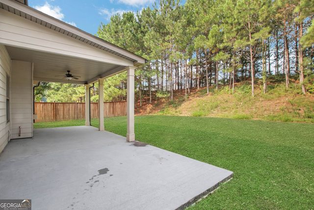 6740 Oak Hill Place, Fairburn, GA 30213