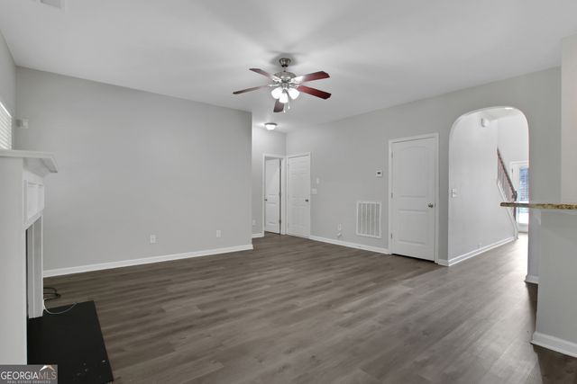6740 Oak Hill Place, Fairburn, GA 30213