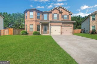 6740 Oak Hill Place, Fairburn, GA 30213