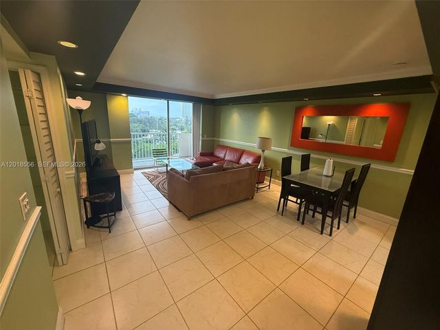 2020 NE 135th Street 503, North Miami, FL 33181