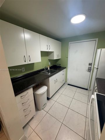 2020 NE 135th Street 503, North Miami, FL 33181