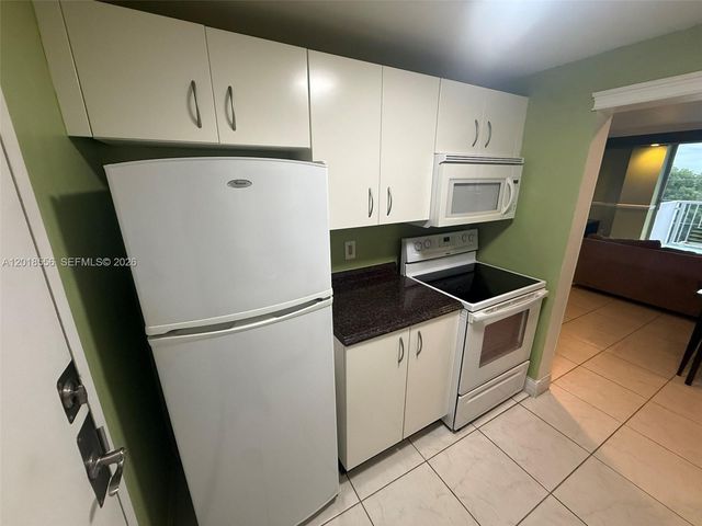2020 NE 135th Street 503, North Miami, FL 33181