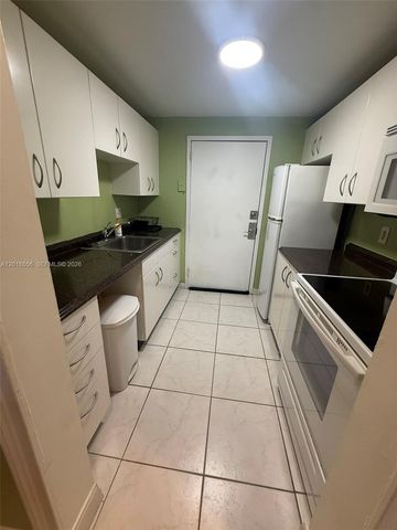 2020 NE 135th Street 503, North Miami, FL 33181