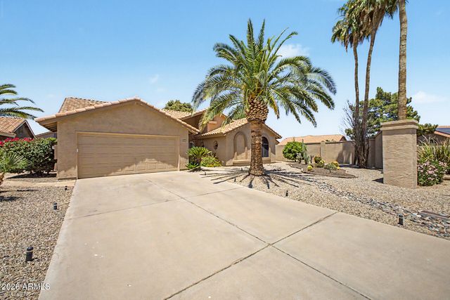 9146 W ORAIBI Drive, Peoria, AZ 85382