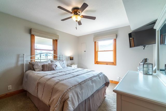 565 Lane 101 Lake Pleasant, Fremont, IN 46737