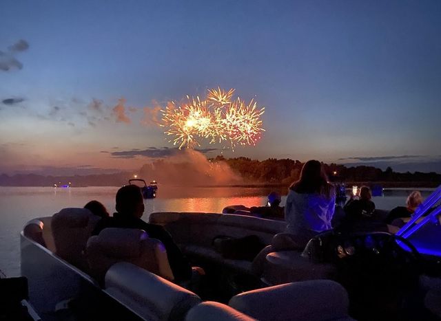 565 Lane 101 Lake Pleasant, Fremont, IN 46737