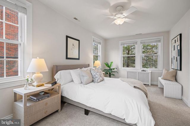 3308 CATHEDRAL AVE NW, Washington, DC 20008