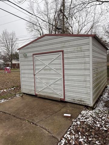 3410 Leland Cir, Hopkinsville, KY 42240