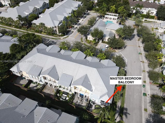 11400 NW 75th Ter, Doral, FL 33178