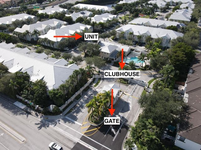 11400 NW 75th Ter, Doral, FL 33178