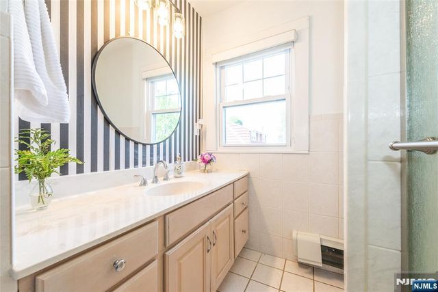 77 1st Avenue, Little Falls, NJ 07424