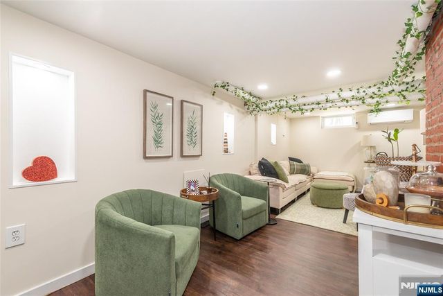 77 1st Avenue, Little Falls, NJ 07424