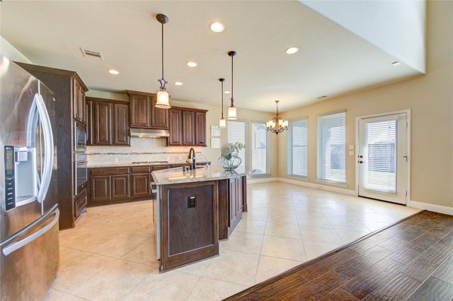 4623 Montcliff Bend Lane, Sugar Land, TX 77479