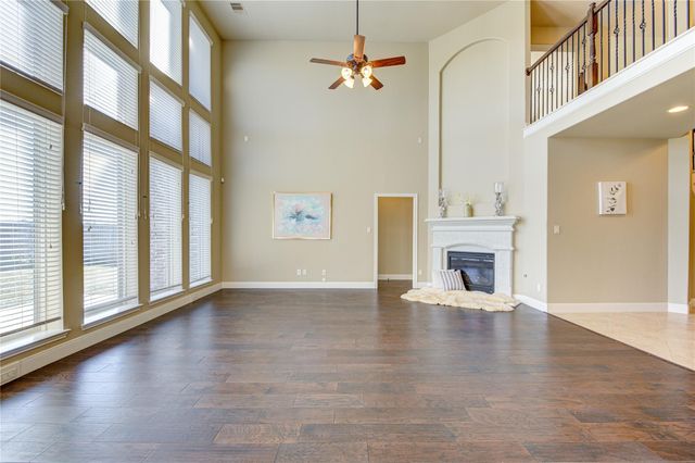 4623 Montcliff Bend Lane, Sugar Land, TX 77479