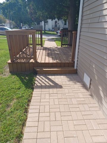 9135 S 53rd Avenue, Oak Lawn, IL 60453