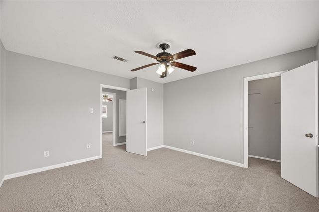 7031 Chasewood Drive, Missouri City, TX 77489