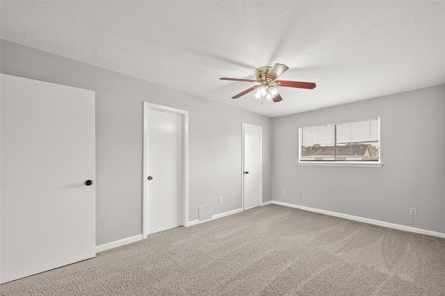 7031 Chasewood Drive, Missouri City, TX 77489