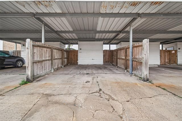 7031 Chasewood Drive, Missouri City, TX 77489