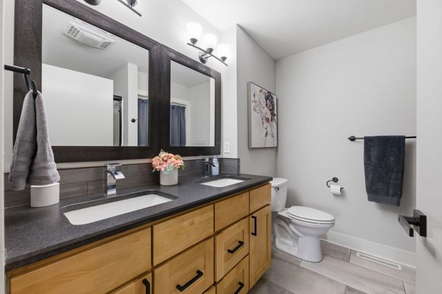 3251 N Westwind Bay St, Wichita, KS 67205