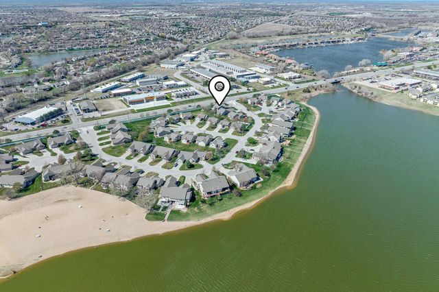 3251 N Westwind Bay St, Wichita, KS 67205