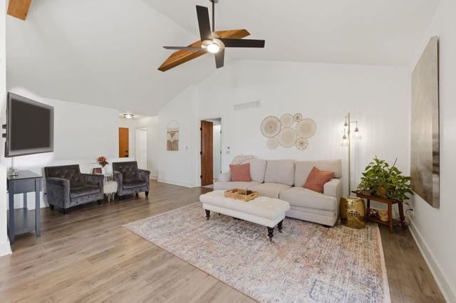 3251 N Westwind Bay St, Wichita, KS 67205