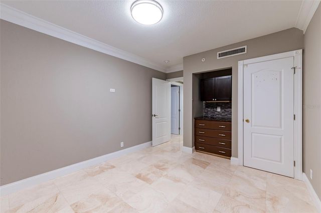 36750 US HIGHWAY 19 N 04221, Palm Harbor, FL 34684