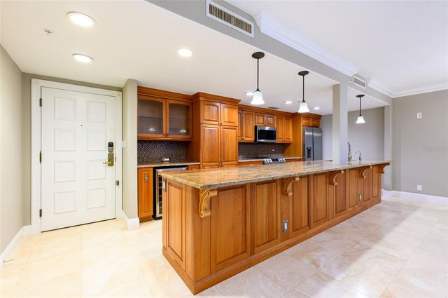 36750 US HIGHWAY 19 N 04221, Palm Harbor, FL 34684