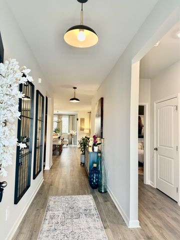 6887 Japonica Ln, White House, TN 37188