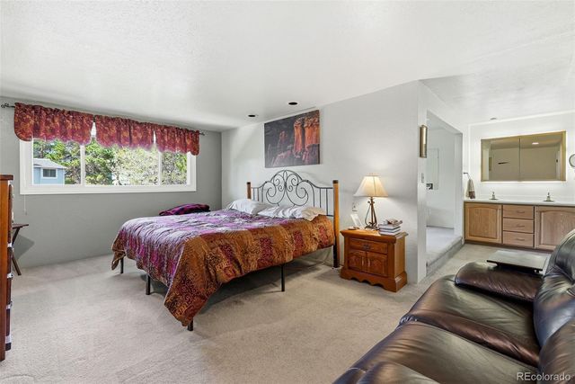 3081 S Macon Circle, Aurora, CO 80014