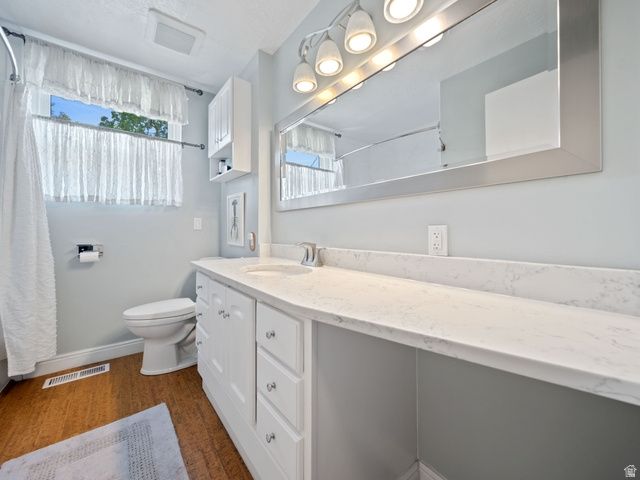 5597 S HILLSIDE DR, Murray, UT 84107