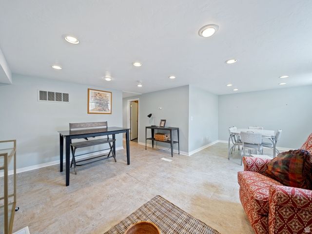 5597 S HILLSIDE DR, Murray, UT 84107