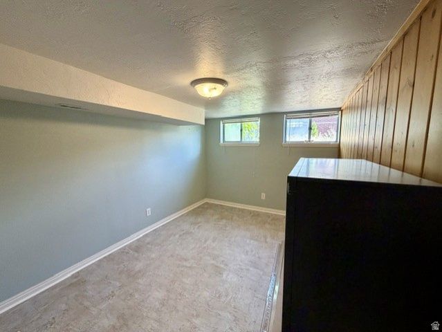 5597 S HILLSIDE DR, Murray, UT 84107