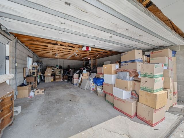 5597 S HILLSIDE DR, Murray, UT 84107