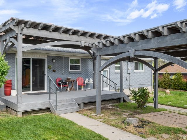 5597 S HILLSIDE DR, Murray, UT 84107