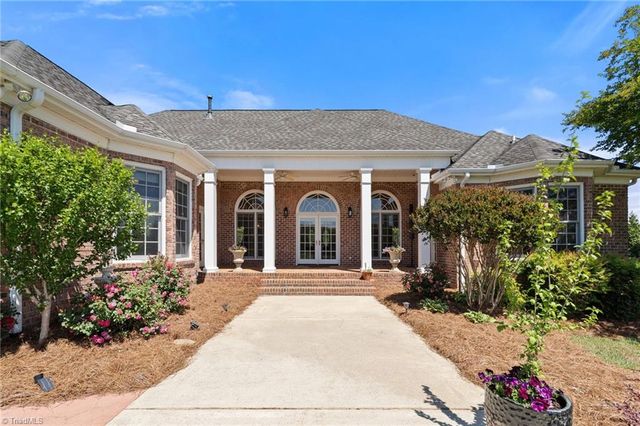 4447 Kendale Road, High Point, NC 27265
