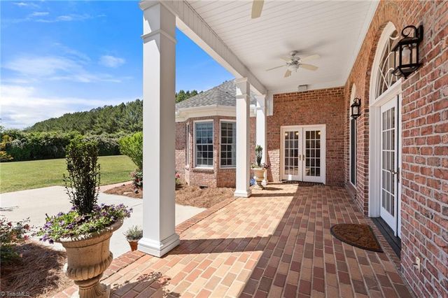 4447 Kendale Road, High Point, NC 27265