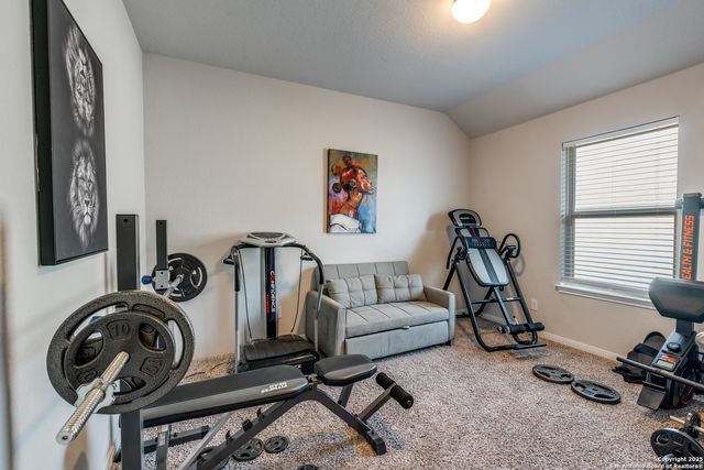 4613 Falling Oak, Cibolo, TX 78108