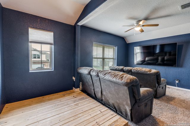 4613 Falling Oak, Cibolo, TX 78108