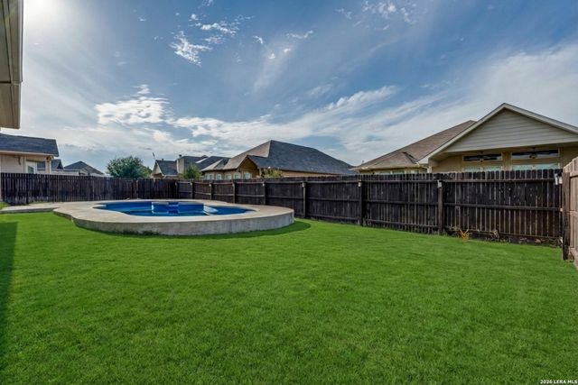 4613 Falling Oak, Cibolo, TX 78108